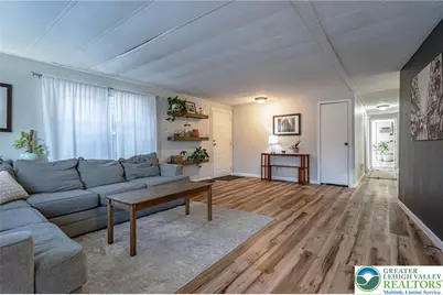 52 W Zimmer Drive, Lehigh Township, PA 18088 - Photo 16