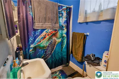 1005 Railroad Street, North Catasauqua Bor, PA 18032 - Photo 38