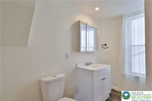 1005 Railroad St, Catasauqua Boro, PA 18032 - Photo 8