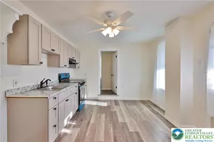 1005 Railroad St, Catasauqua Boro, PA 18032 - Photo 4