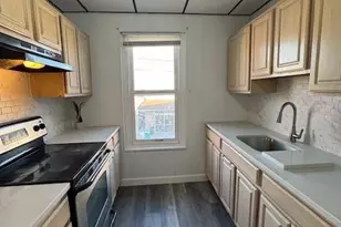402 W Tilghman, Allentown, PA 18102 - Photo 4