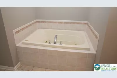 165 Muirfield Way, Williams Township, PA 18042 - Photo 16
