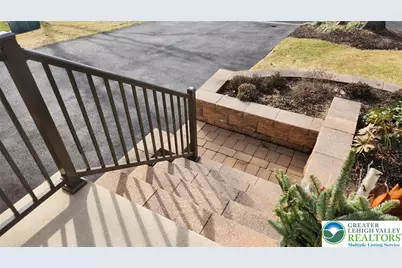 1989 Pierce Drive, South Whitehall Twp, PA 18052 - Photo 4