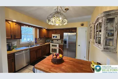 1989 Pierce Drive, South Whitehall Twp, PA 18052 - Photo 10