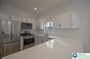 2 Elm St, Mount Pocono Boro, PA 18344 - Photo 10