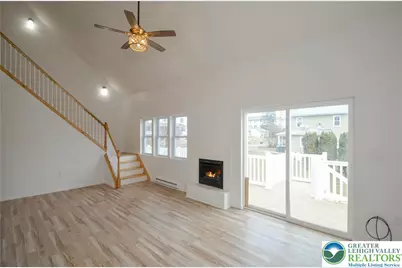 2 Elm Street, Mount Pocono Boro, PA 18344 - Photo 4