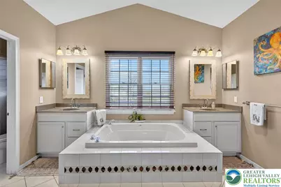 591 Rockbridge Road, Lower Nazareth Twp, PA 18064 - Photo 44