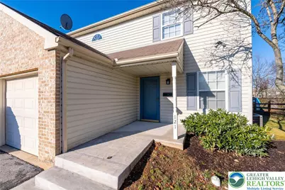 121 E George Street, Emmaus, PA 18049 - Photo 2