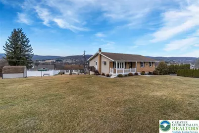 55 Maple Avenue, Franklin Twp, PA 18235 - Photo 4