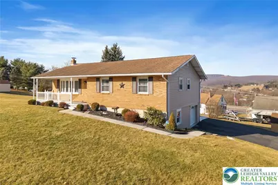 55 Maple Avenue, Franklin Twp, PA 18235 - Photo 8