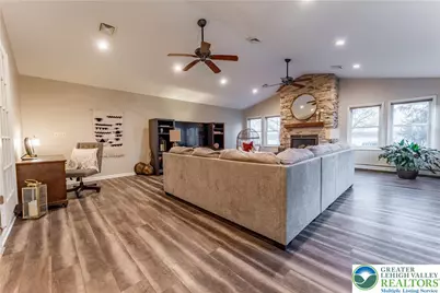 345 S Whitfield Street, Nazareth Boro, PA 18064 - Photo 8