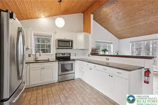 630 Wooddale Rd, Middle Smithfield, PA 18302 - Photo 6