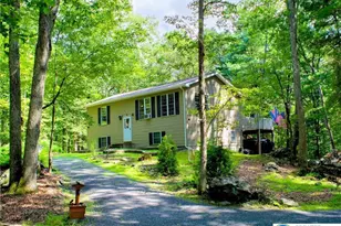 630 Wooddale Rd, Middle Smithfield, PA 18302 - Photo 2