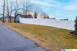 326 Chestnut St, Slatington, PA 18080 - Photo 12