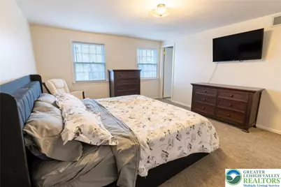 1049 Barnside Road, Lower Macungie, PA 18103 - Photo 10