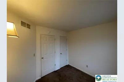 318 Mickley Road, Whitehall, PA 18052 - Photo 4