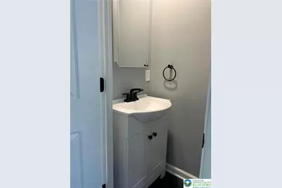 815 Fernhill Lane, Whitehall Township, PA 18052 - Photo 4