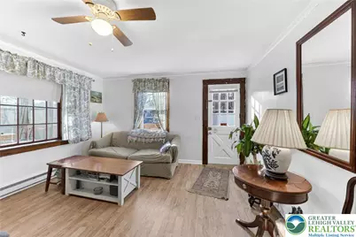 618 McCabe Lane, Hamilton Twp, PA 18353 - Photo 2