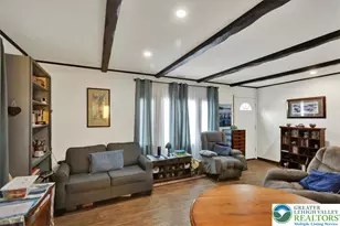 2252 W Livingston St, Allentown City, PA 18104 - Photo 4