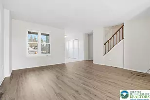 3434 Colonial Ct, South Whitehall Twp, PA 18104 - Photo 4