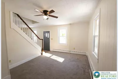 221 Oak Street, Washington Twp, PA 18072 - Photo 8