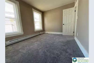 439 N Law Street, Allentown, PA 18102 - Photo 8