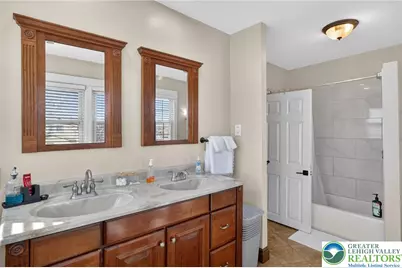 327 Congress Avenue, Upper Darby, PA 19050 - Photo 22