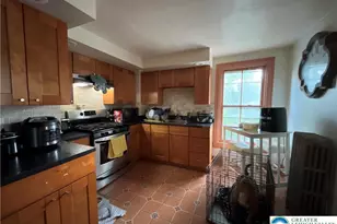 325 8th St, Allentown, PA 18102 - Photo 4