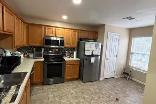 1427 Canal St, Northampton Township, PA 18067 - Photo 2