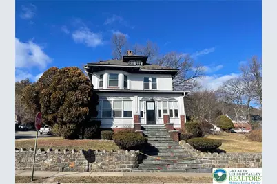 101 E Plainfield Avenue, Pen Argyl, PA 18072 - Photo 1