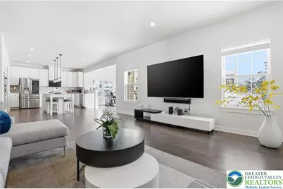 2120 Emanuel Court, Bethlehem Township, PA 18045 - Photo 10