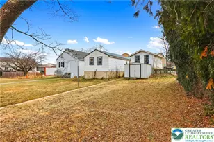 38 E 2nd St, Alburtis Boro, PA 18011 - Photo 2