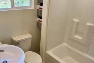 253 Main St, Parryville Boro, PA 18661 - Photo 20