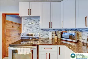 143 Cathleen Dr, Price Twp, PA 18302 - Photo 8