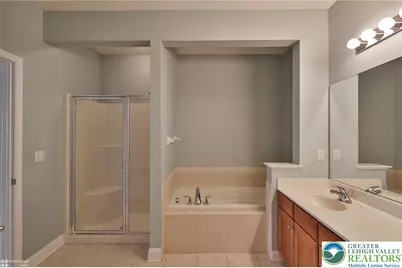 864 Baden Court, Forks Twp, PA 18040 - Photo 26