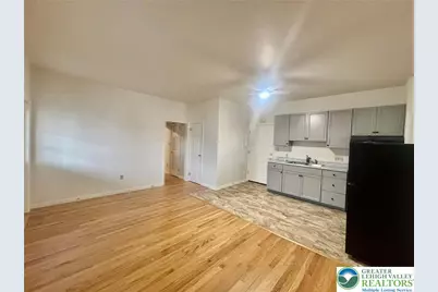 20 W Main Street #23, Pen Argyl Boro, PA 18072 - Photo 6