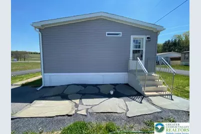 10104 Fernwood Lane, Upper Macungie Township, PA 18031 - Photo 2