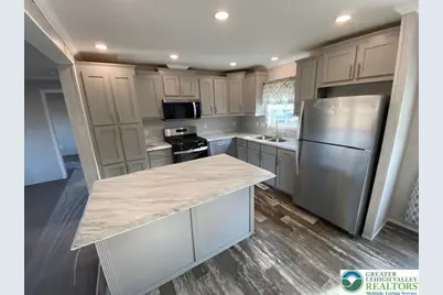 10104 Fernwood Lane, Upper Macungie Township, PA 18031 - Photo 4