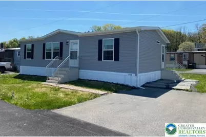 10104 Fernwood Lane, Upper Macungie Township, PA 18031 - Photo 14