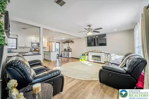 2731 Bonnyview Ln, Coolbaugh Twp, PA 18466 - Photo 2