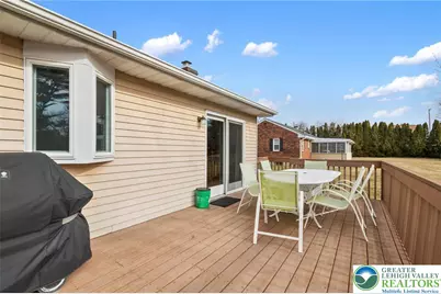 3320 Lincoln Avenue, Salisbury Township, PA 18103 - Photo 6