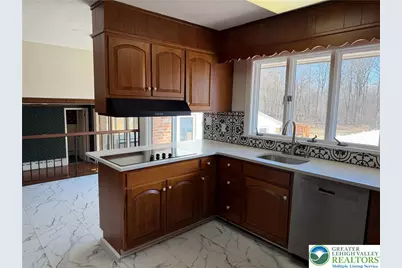 123 Eisenhower Boulevard, Roseto, PA 18013 - Photo 10