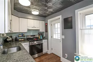 530 Chestnut St, Emmaus, PA 18049 - Photo 8