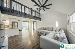 3260 Bluebird Dr, Bushkill, PA 18324 - Photo 2