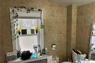 412 Pennsylvania Ave, Roseto Boro, PA 18013 - Photo 8