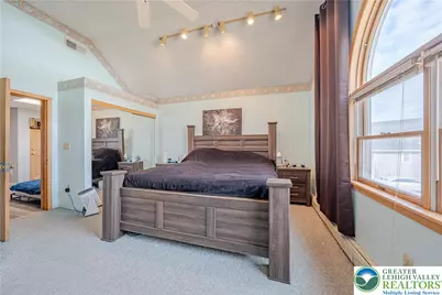 38 W 2nd Street, Wind Gap, PA 18091 - Photo 32