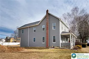 38 W 2nd St, Wind Gap, PA 18091 - Photo 6
