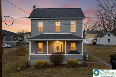 38 W 2nd Street, Wind Gap Boro, PA 18091 - Photo 1