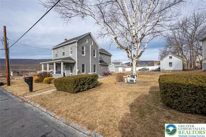 38 W 2nd Street, Wind Gap Boro, PA 18091 - Photo 4