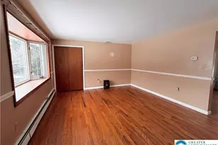 826 Whittier Dr, Allentown, PA 18103 - Photo 2